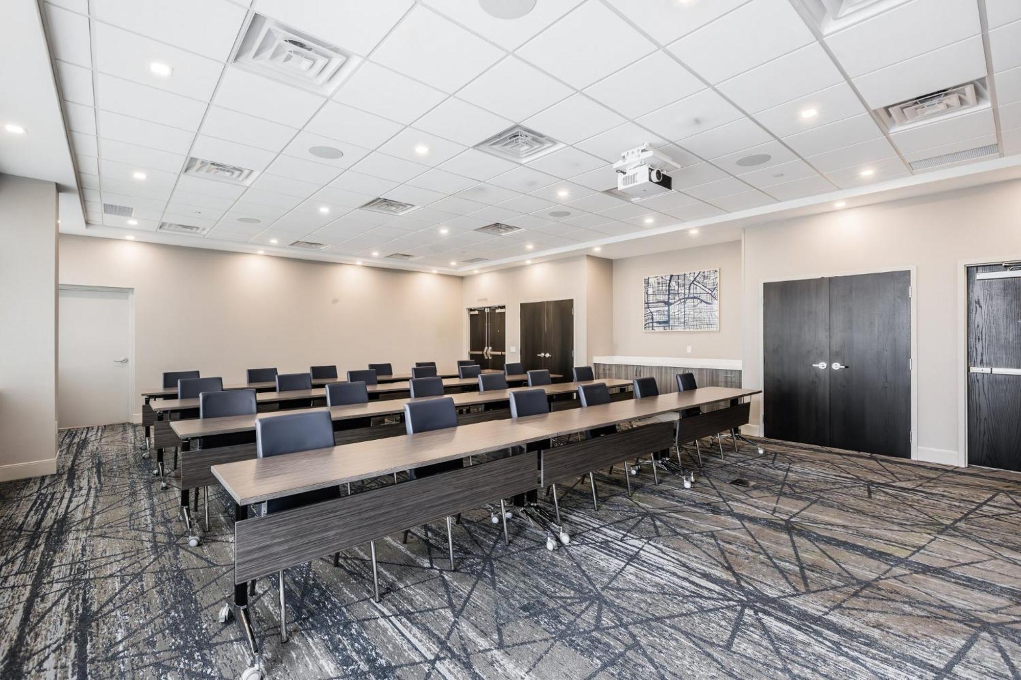 Holiday Inn Express & Suites - Toronto Airport South By Ihg Kültér fotó