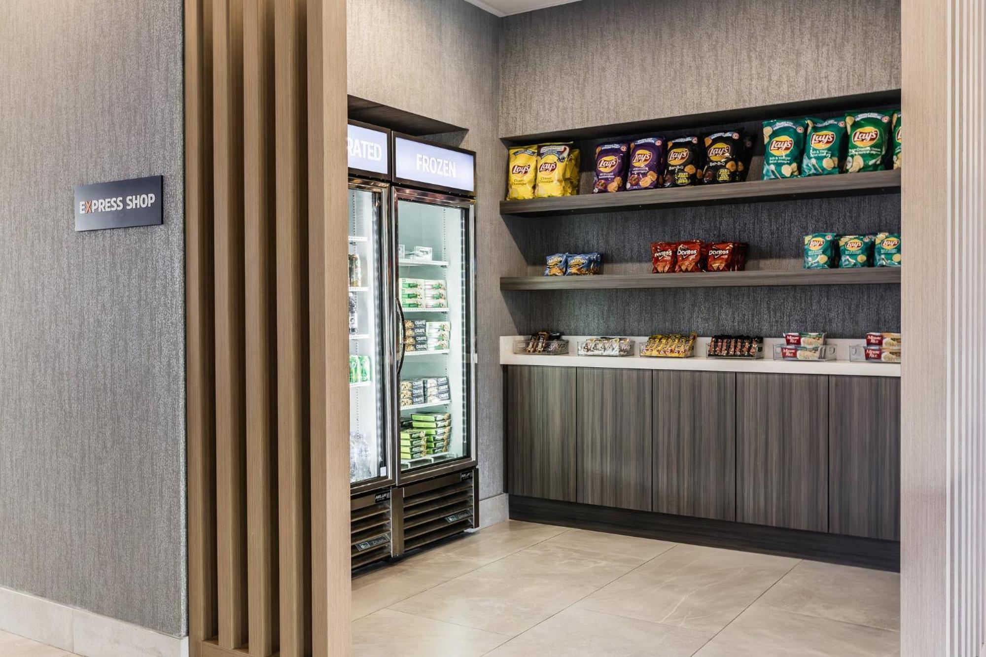 Holiday Inn Express & Suites - Toronto Airport South By Ihg Kültér fotó
